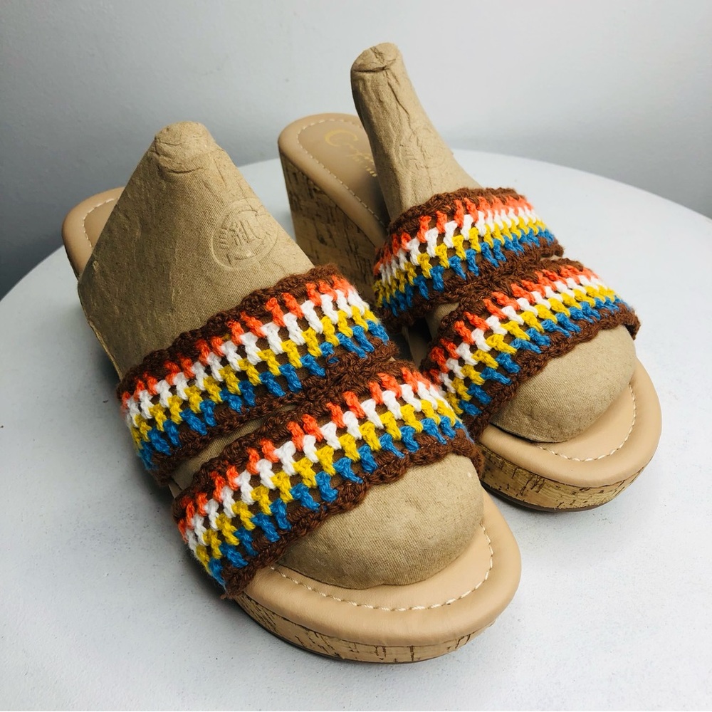 Comfort multi color crochet wedge sandals SZ 8. RR1 - Picture 2 of 11
